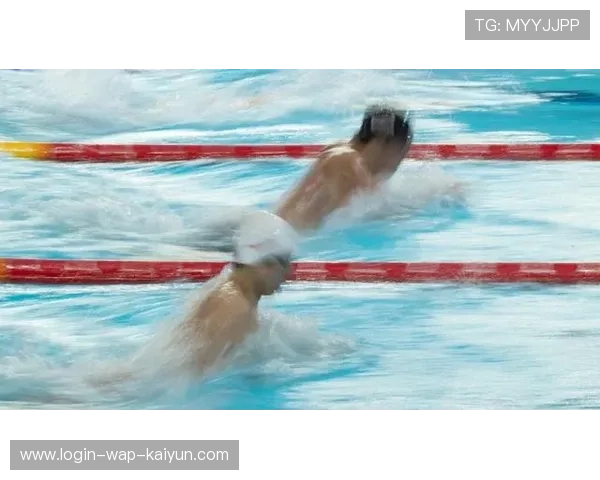 “2025世界游泳锦标赛：泳池上的速度大战与优雅演绎”